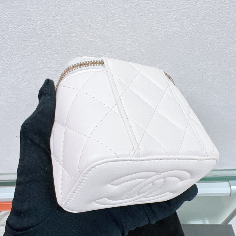 (已出❌) 近新✨Chanel 黑白足球調節扣 白色小盒子/ 鏈條化妝包/ 小廢包 mini vanity-8