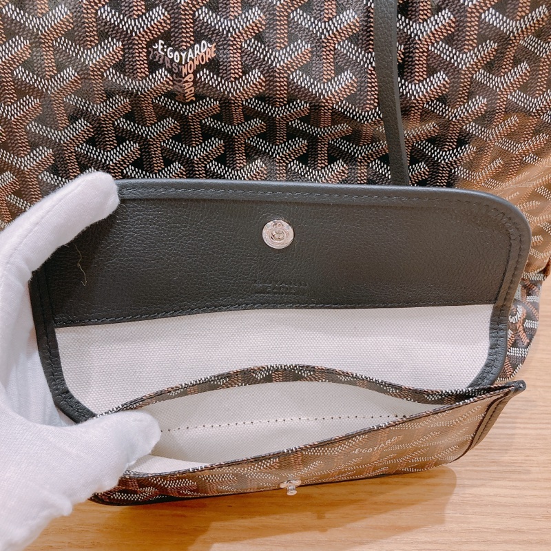 全新戈雅 特別版粉色心心形logo 黑色腋下包 Hobo Bag-9