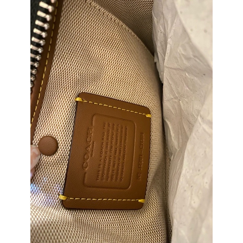 coach ROGUE 20 手袋 黑-4