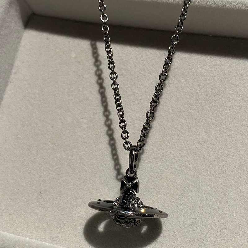 Vivienne Westwood 立體土星銀黑色項鍊-3