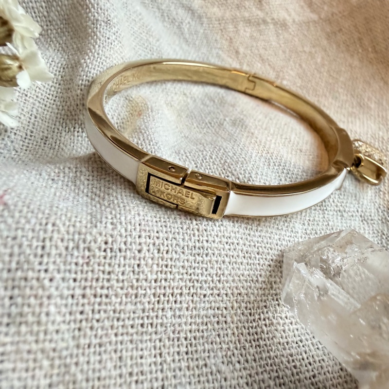 Michael Kors 鑽飾鎖頭手環-8
