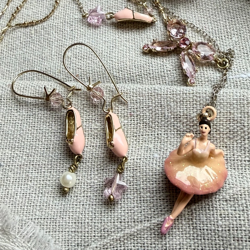Les Nereides 芭蕾女郎 項鍊+耳環 組合-0