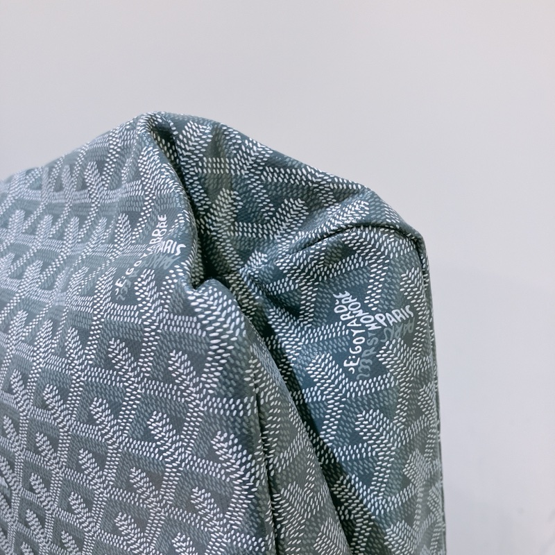 Goyard 戈雅小號經典半月腋下包包心心限量版Sac Hobo Boheme With Heart Logo Limited Edition PM-5