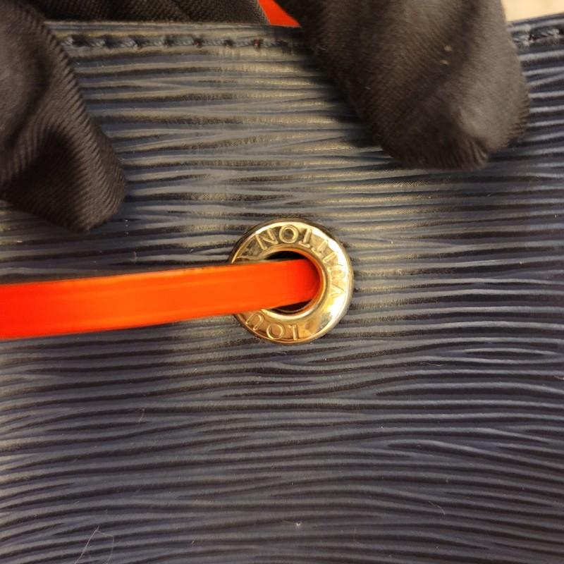 🎉斷捨離出清🎉LV Neonoe EPI水波紋 撞色斜背/肩背 水桶包-24