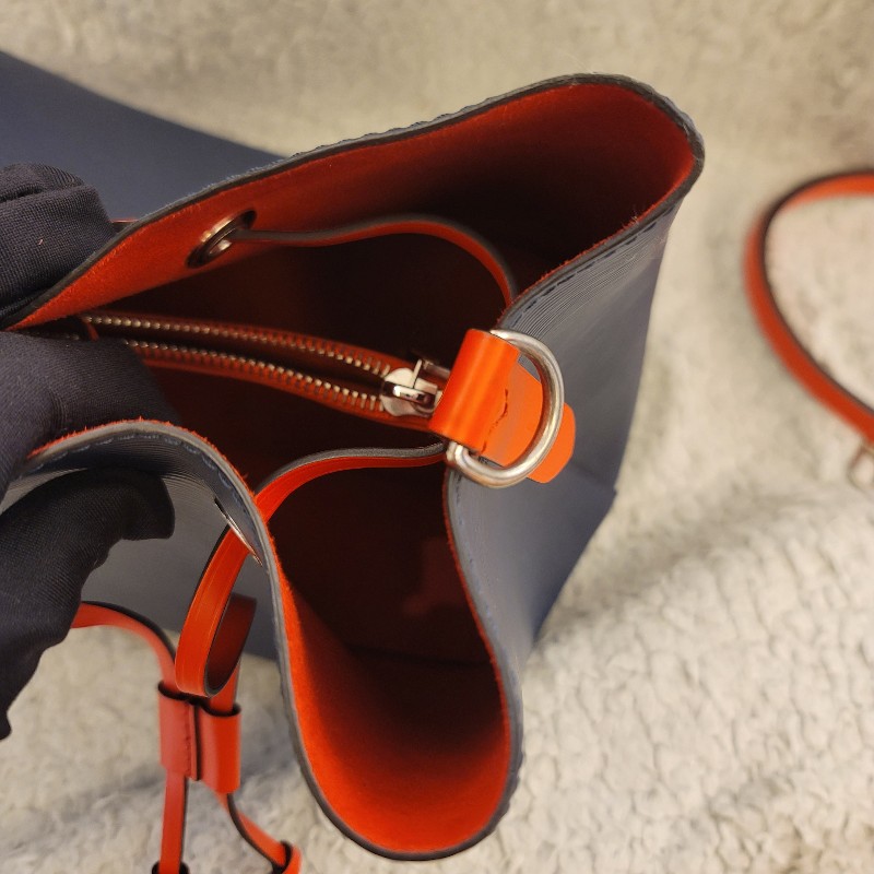 🎉斷捨離出清🎉LV Neonoe EPI水波紋 撞色斜背/肩背 水桶包-29