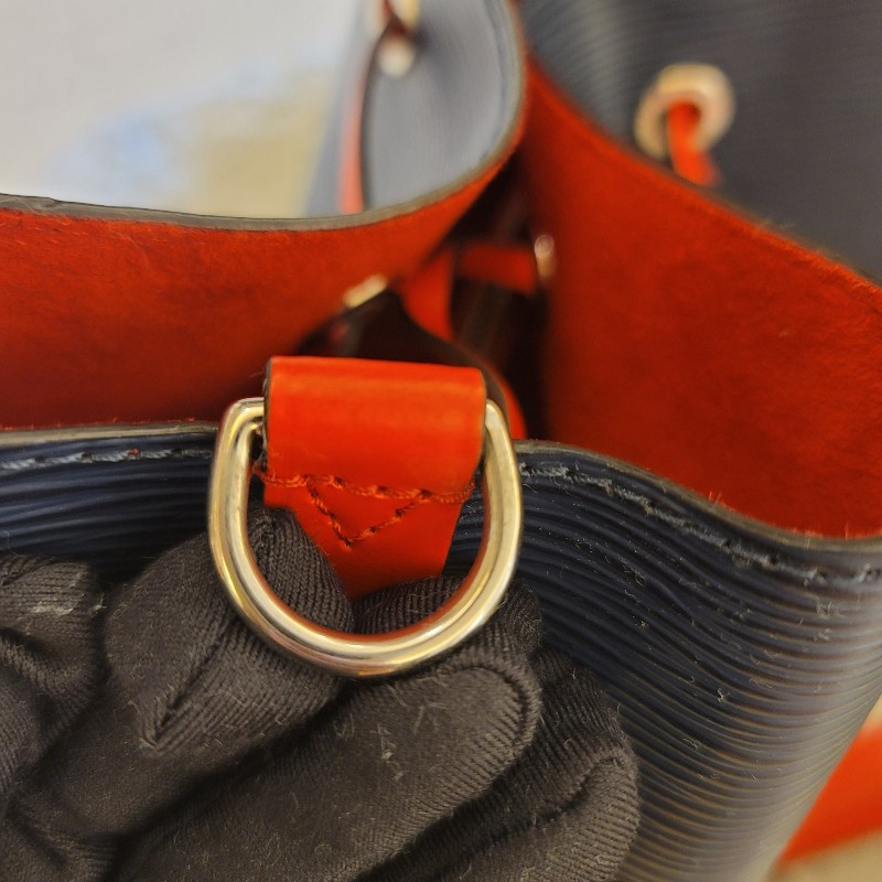 🎉斷捨離出清🎉LV Neonoe EPI水波紋 撞色斜背/肩背 水桶包-38