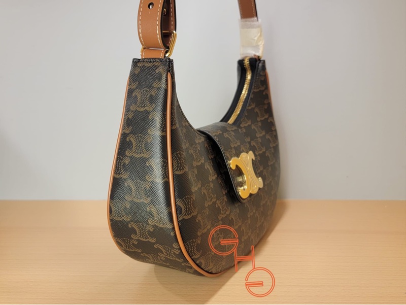 ❌ CELINE MEDIUM AVA TRIOMPHE BAG  ( Brand New )-3