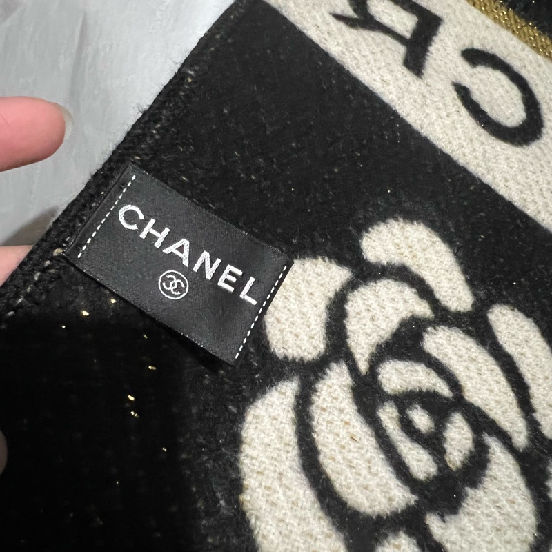 Chanel香奈兒 大雙C logo 拼色 山茶花 圍巾-4