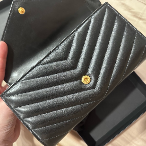 YSL全新CASSANDRE MATELASSÉ小羊皮長夾-12