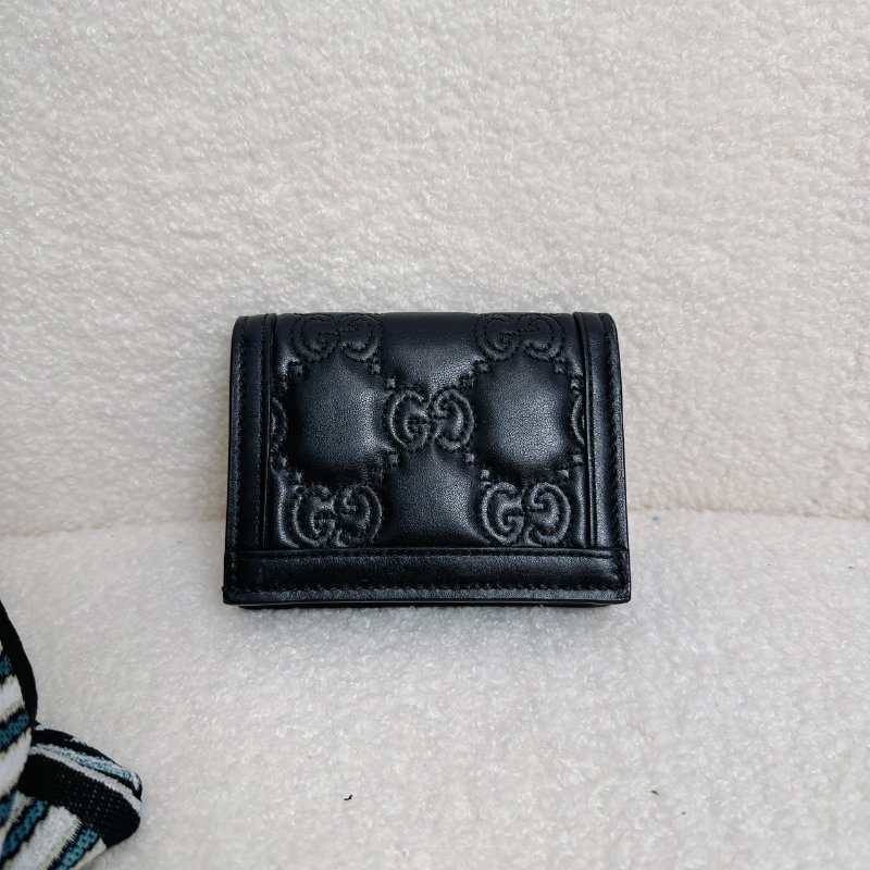 GUCCI 經典牛皮GG縫線金釦Matelasse二折卡片短夾-2