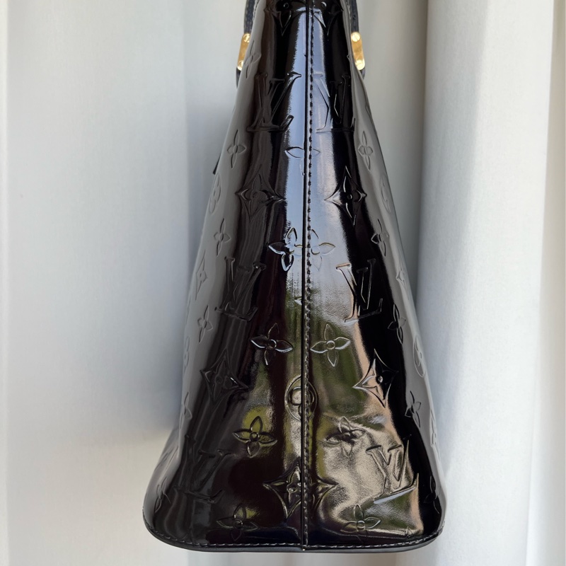 （七夕💌限時大特賣）（實品超美 有防塵袋）LV Vernis 黑老花 手提包 手拿包 皮跟五金都超亮✨-9