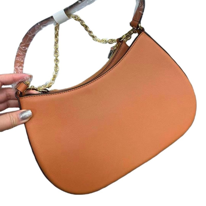 MCM  Travia 焦糖色腋下包 ♥(｡￫v￩｡)♥秒殺價-16