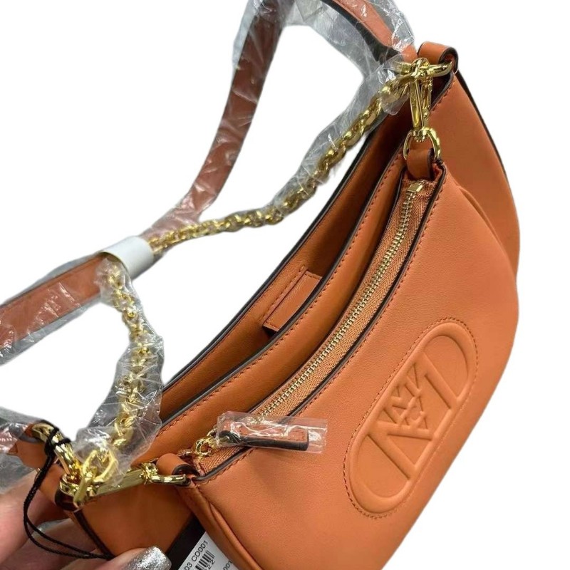 MCM  Travia 焦糖色腋下包 ♥(｡￫v￩｡)♥秒殺價-17