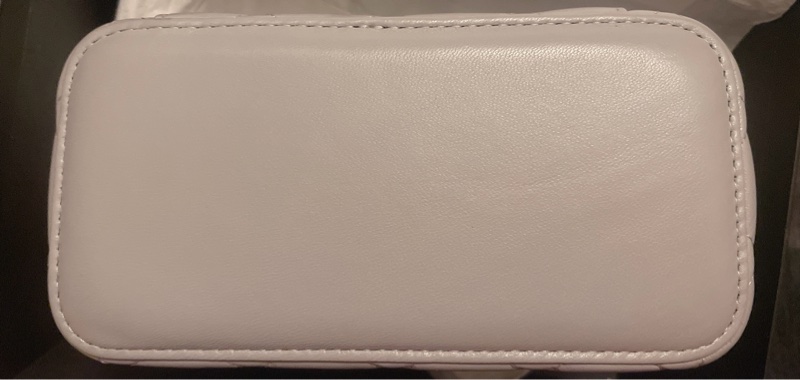 稀有保值款 Chanel灰色金球長盒子 包的logo膜在未撕-7