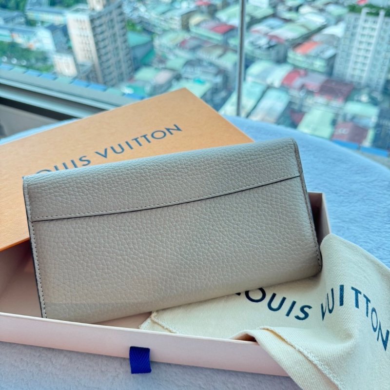 LV capucines 長夾/皮夾-1