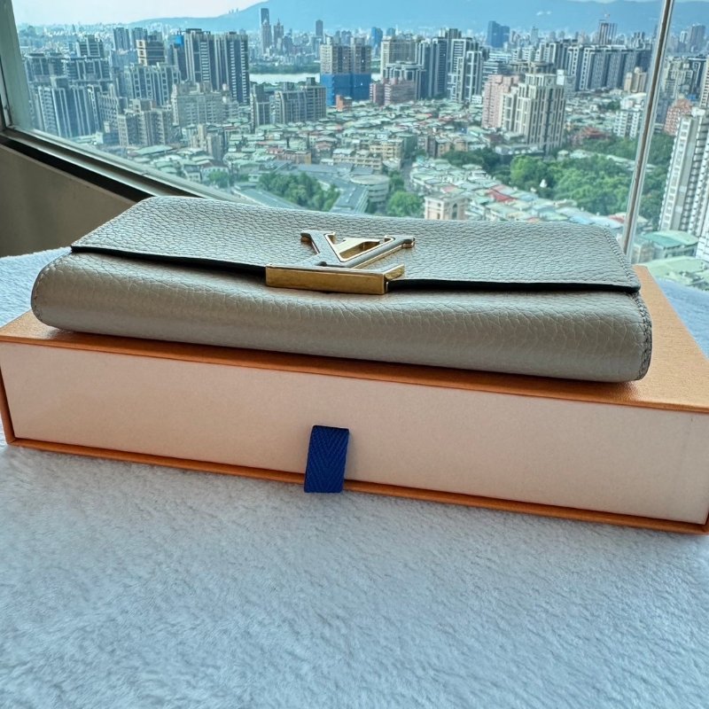 LV capucines 長夾/皮夾-2