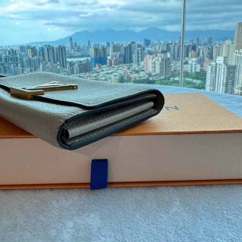 LV capucines 長夾/皮夾-5