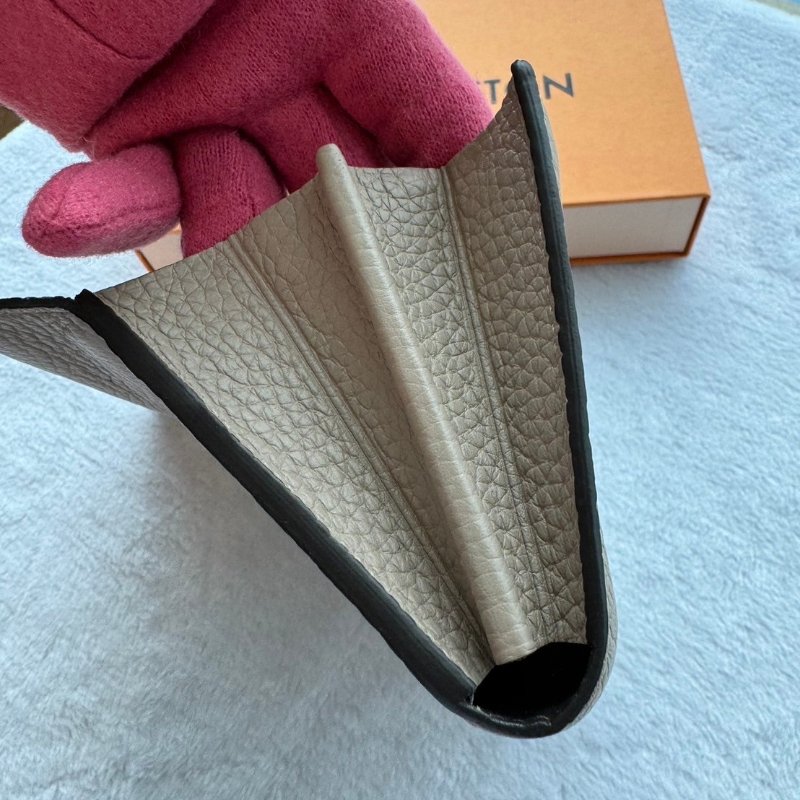 LV capucines 長夾/皮夾-8