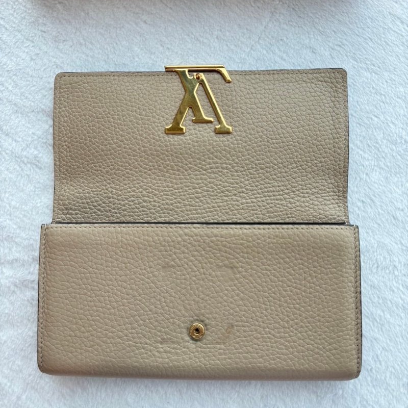 LV capucines 長夾/皮夾-9
