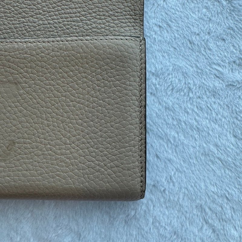 LV capucines 長夾/皮夾-12