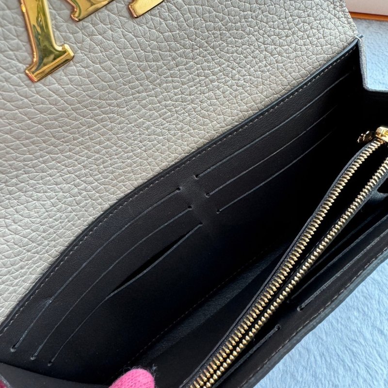 LV capucines 長夾/皮夾-14