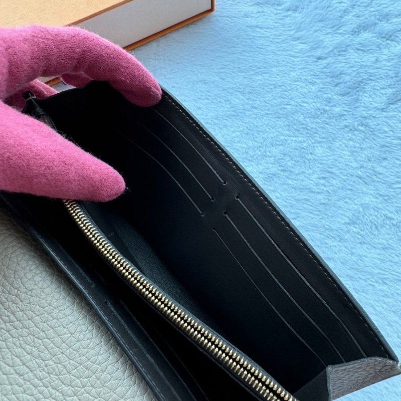 LV capucines 長夾/皮夾-15