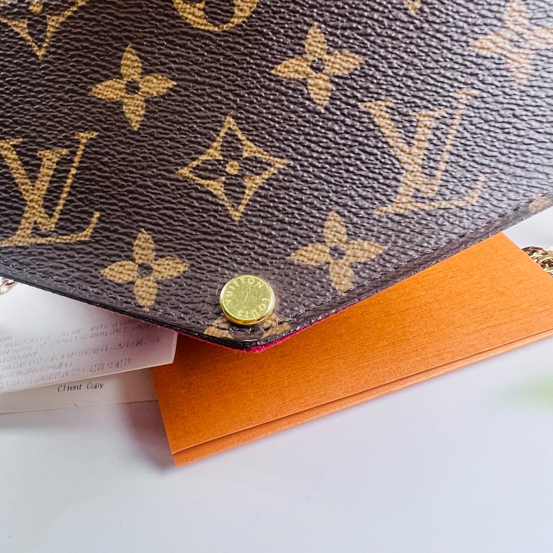 Lv三合一鏈條包-7