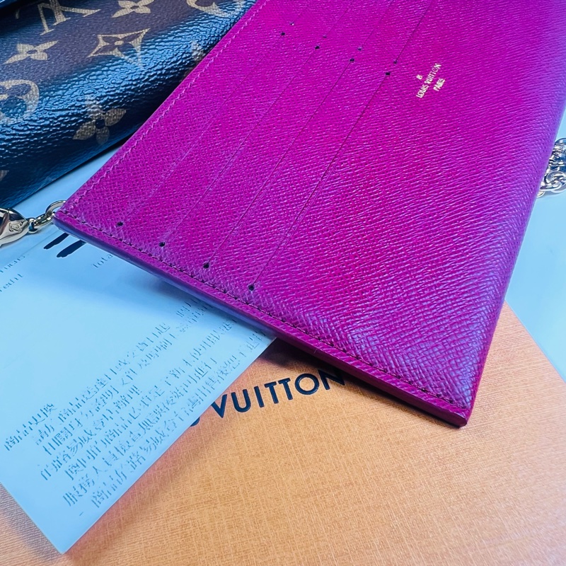 Lv三合一鏈條包-16