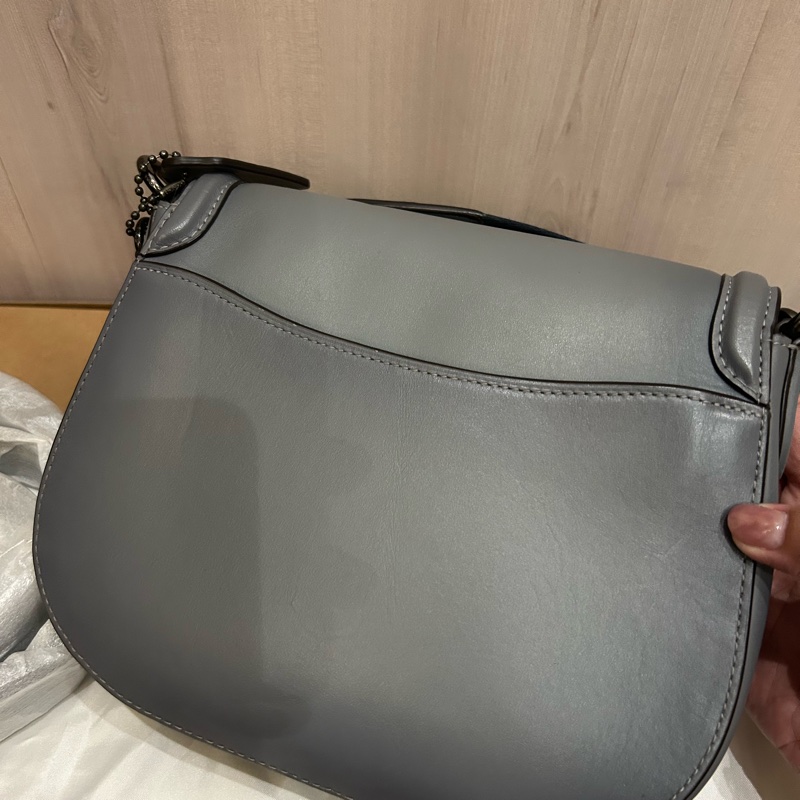 （已售出）Coach the beat saddle 霾霧藍馬鞍包-4