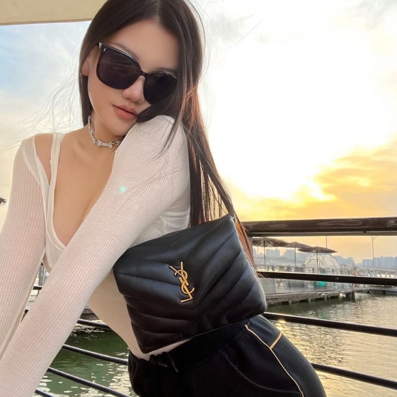 【現貨】✨YSL loulou Toy✨方胖子-0