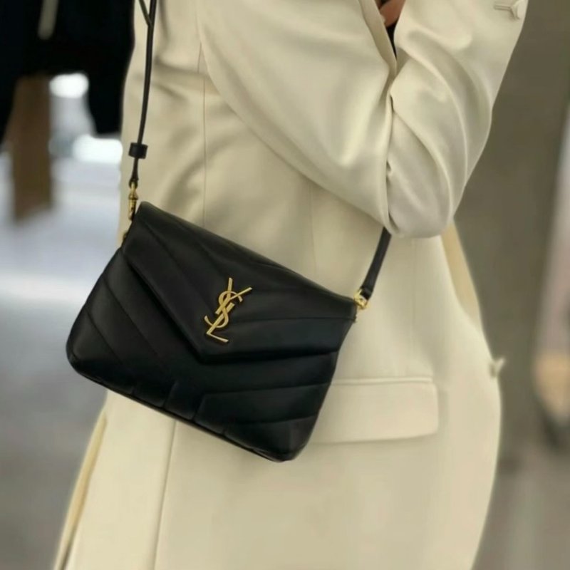 【現貨】✨YSL loulou Toy✨方胖子-6