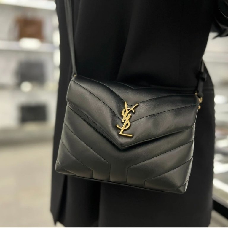 【現貨】✨YSL loulou Toy✨方胖子-7