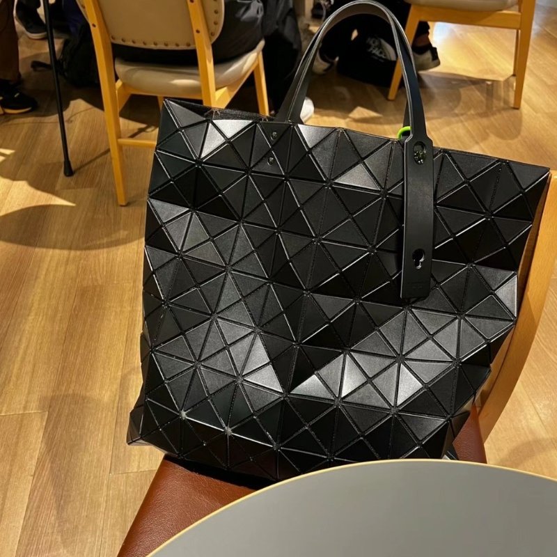 【售出】三宅一生 baobao 8x8 霧黑-3