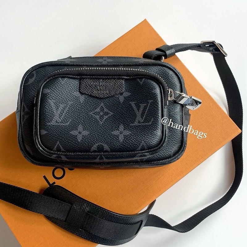 LV Outdoor 黑色 老花 皮革 雙層 拉鍊 斜挎 迷你 隨身包 胸口包 M30755-0