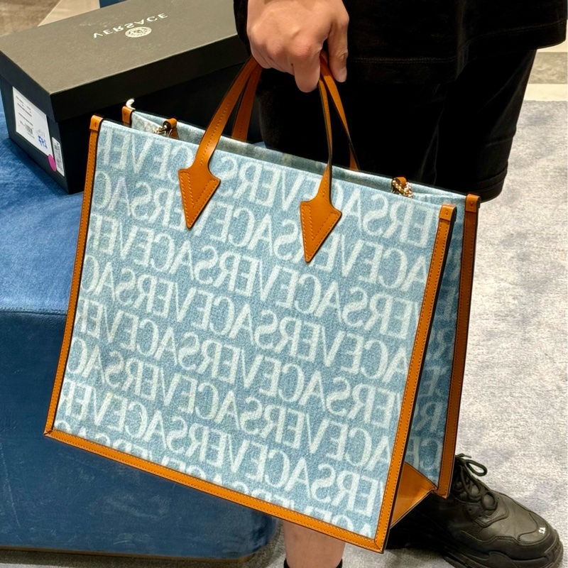 Versace 男用藍色Logo托特包-0