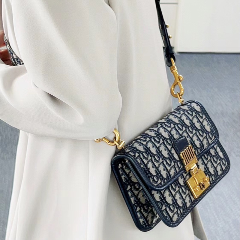 【哥吉拉精品時尚】Dior 老花郵差包 （誠可議🔪勿擾）-15