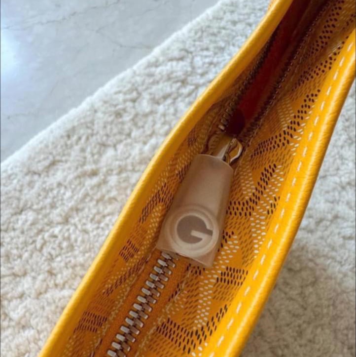 ☀️我愛夏天92800☀️  Goyard Hobo bag 黃色-22