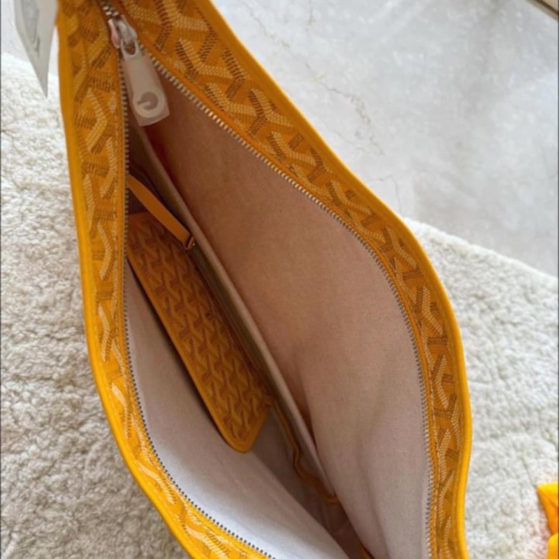 ☀️我愛夏天92800☀️  Goyard Hobo bag 黃色-23