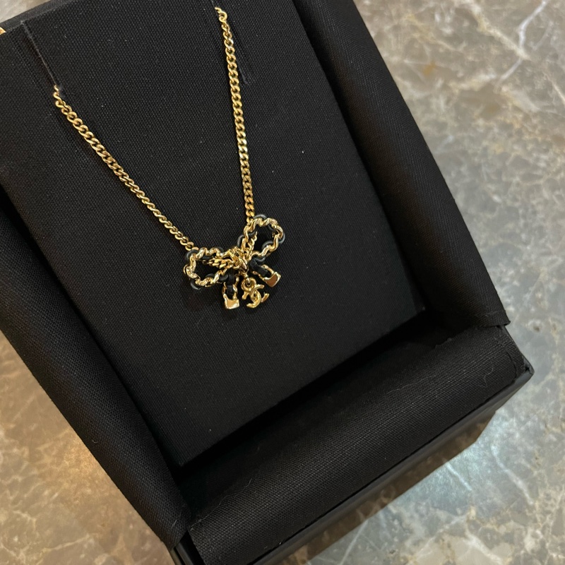 ▪️富貴選物FUGUEI▪️Chanel 22A 皮穿繩蝴蝶結項鍊chocker/長鍊-0