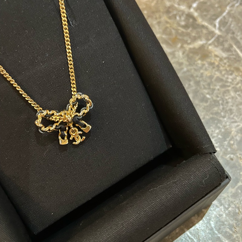 ▪️富貴選物FUGUEI▪️Chanel 22A 皮穿繩蝴蝶結項鍊chocker/長鍊-1