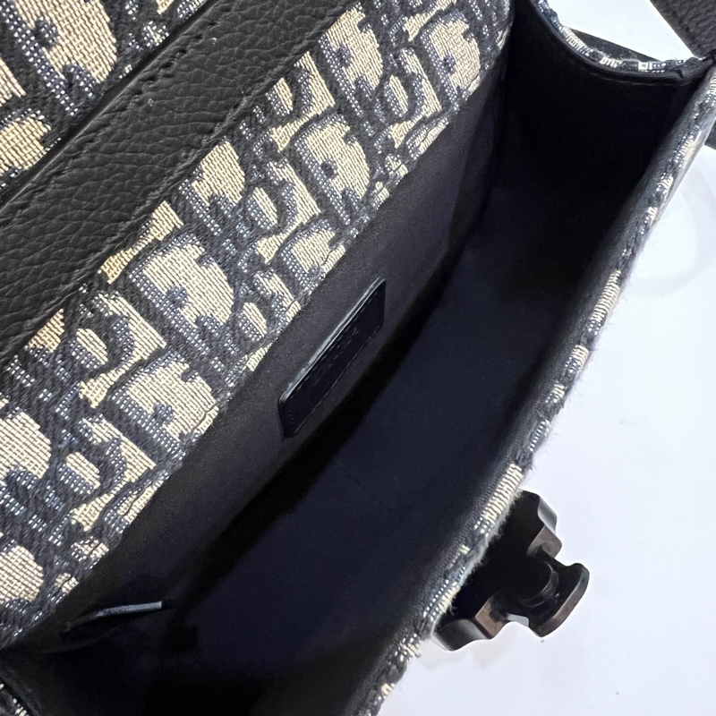 Dior藍提花布黑牛皮Gallop斜背郵差包-5