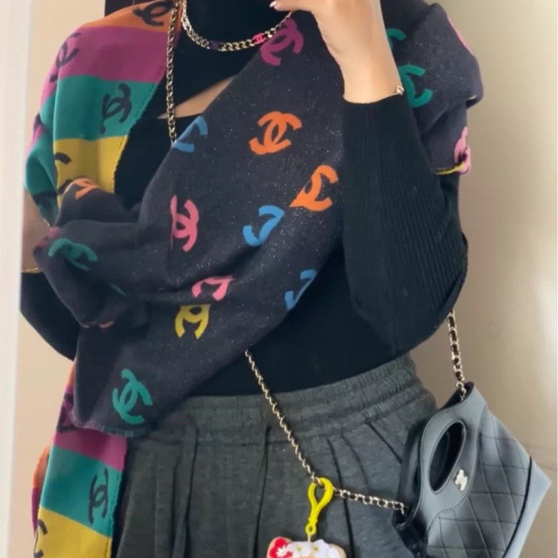 Chanel香奈兒雙面彩虹圍巾-4