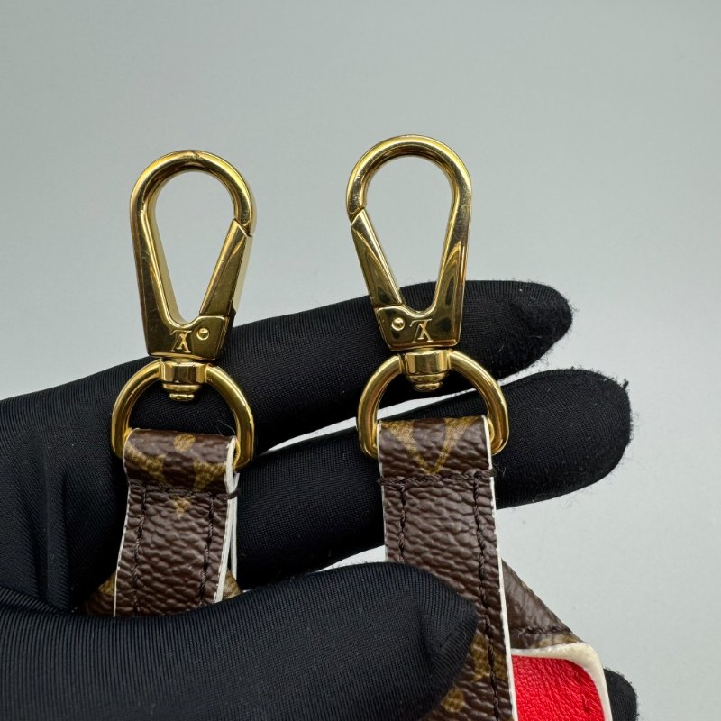 LV 老花寬肩帶-6