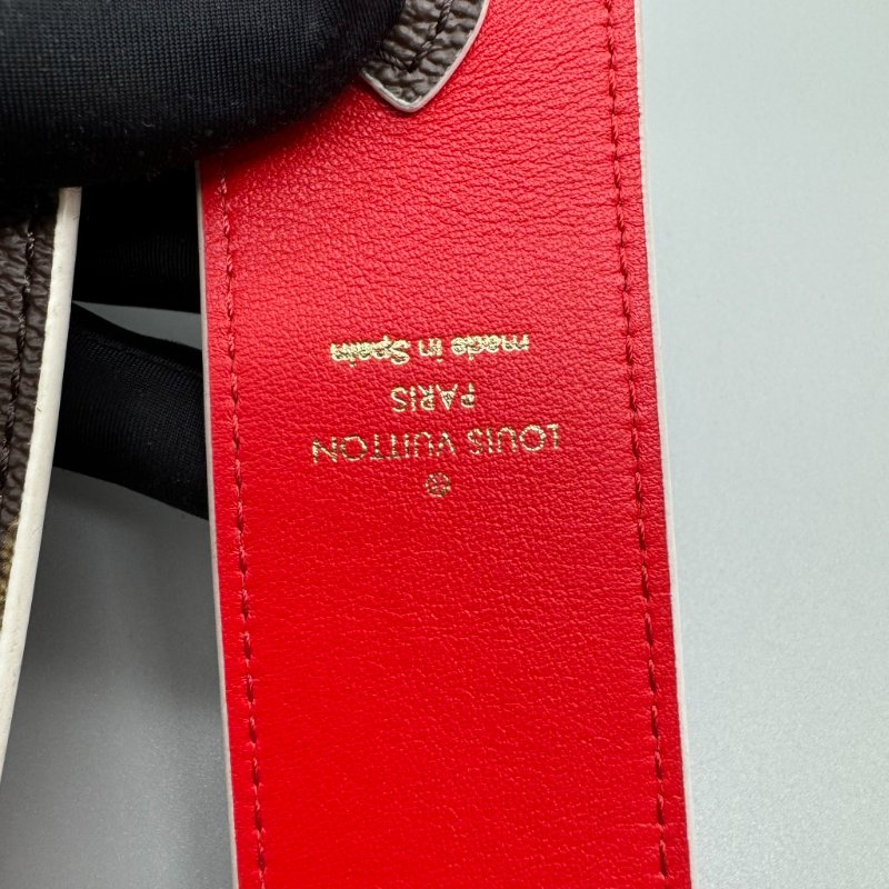 LV 老花寬肩帶-7