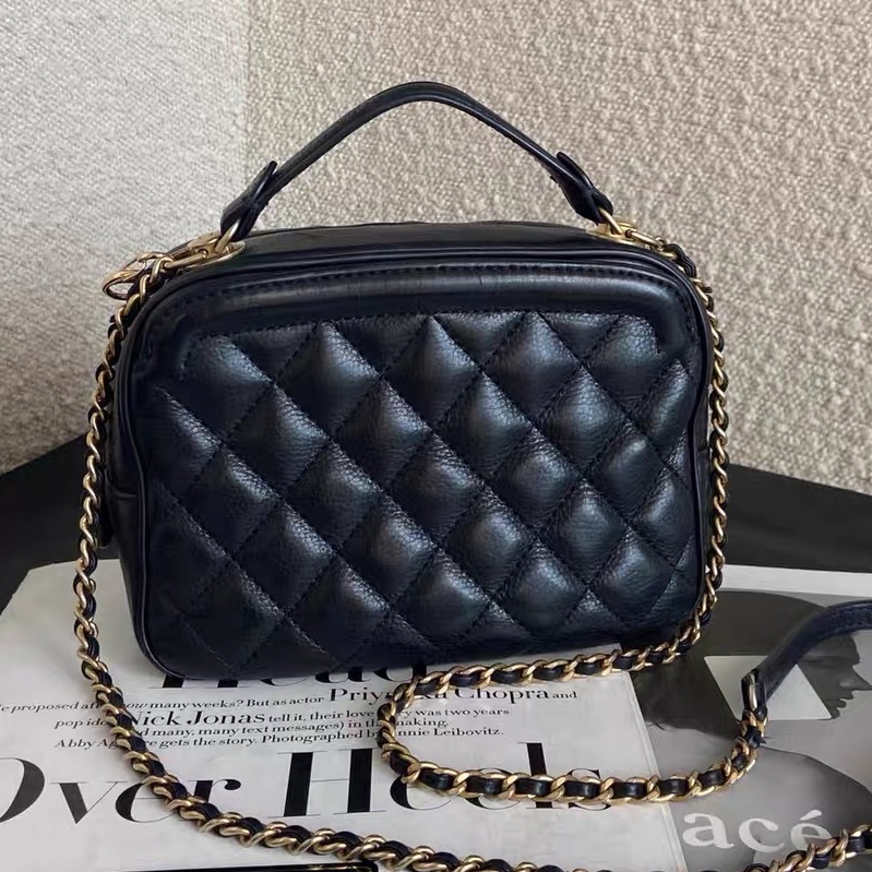 Chanel 26開 手提 斜背 相機包 前後夾層-6