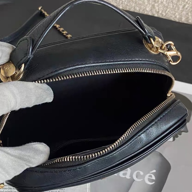 Chanel 26開 手提 斜背 相機包 前後夾層-8