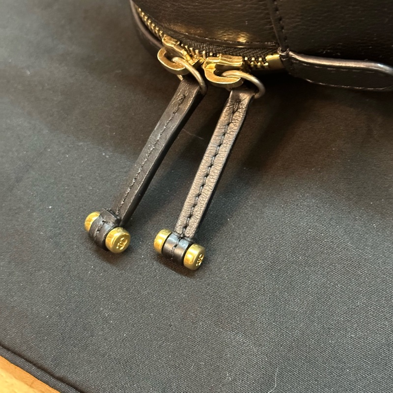 Chanel 26開 手提 斜背 相機包 前後夾層-11