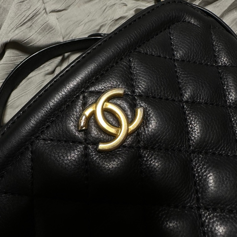 Chanel 26開 手提 斜背 相機包 前後夾層-17