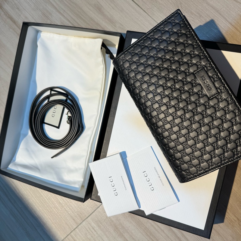 GUCCI經典標誌印花細緻牛皮質感絕佳 可拆斜背式中長夾WOC-0