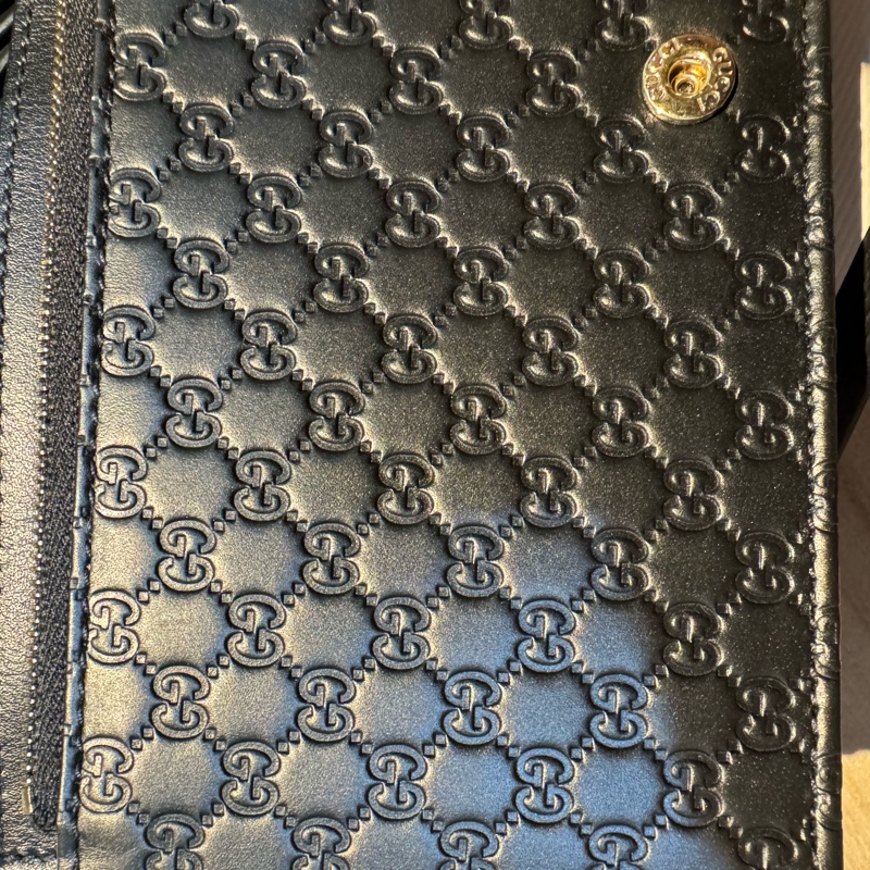 GUCCI經典標誌印花細緻牛皮質感絕佳 可拆斜背式中長夾WOC-7